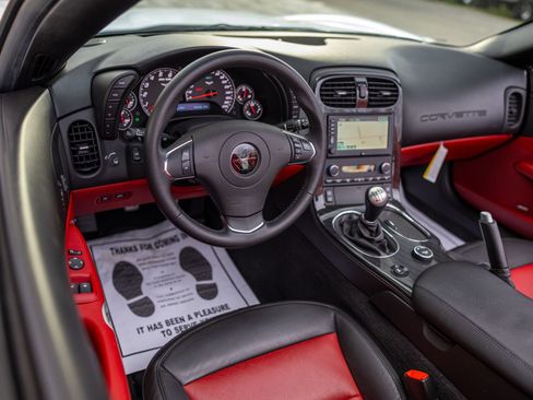 Used 2012 Chevrolet Corvette Grand Sport w/ 3LT Preferred Equipment Group image 32