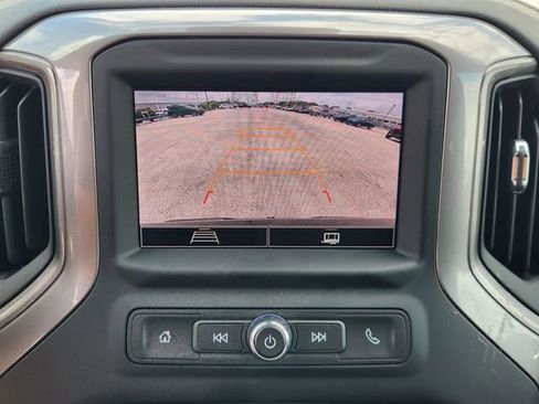 Used 2024 Chevrolet Silverado 1500 Custom image 17