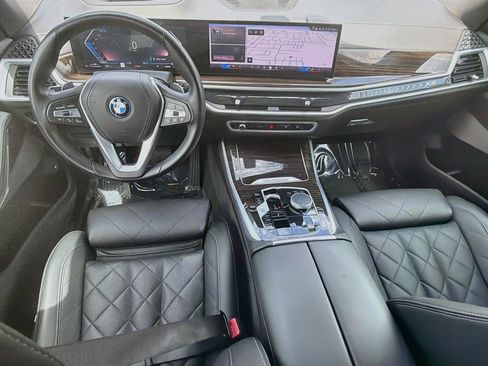 Used 2024 BMW X5 xDrive50e AWD/4WD image 16