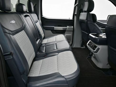 Used 2021 Ford F150 Limited image 18