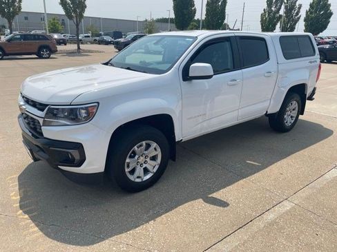 Used 2022 Chevrolet Colorado LT w/ LT Convenience Package AWD/4WD image 1
