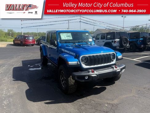 New 2026 Jeep Gladiator Rubicon w/ Whitecap Package AWD/4WD image 1