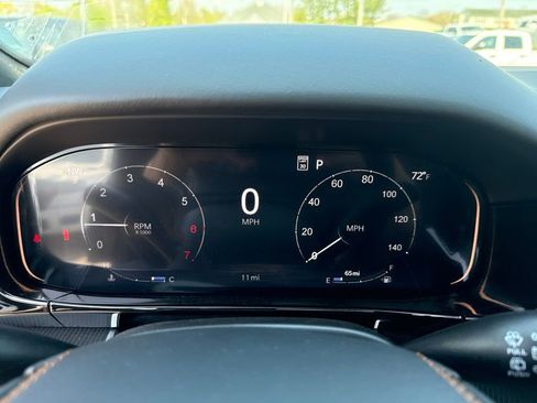 New 2026 Jeep Grand Wagoneer Summit AWD/4WD image 11