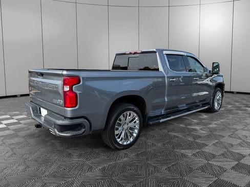 Used 2021 Chevrolet Silverado 1500 High Country w/ Technology Package AWD/4WD image 5