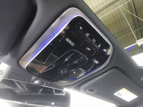 Used 2025 Mercedes-Benz S 63 AMG S image 24