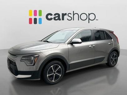 Used 2023 Kia Niro LX