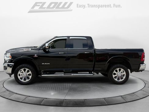 Used 2022 RAM 3500 Laramie AWD/4WD image 5