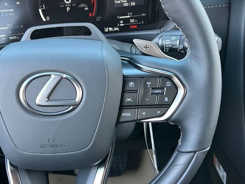 New 2026 Lexus LX 600 4WD w/ Luxury Package image 17