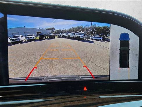 Used 2022 Cadillac Escalade ESV Premium Luxury image 16