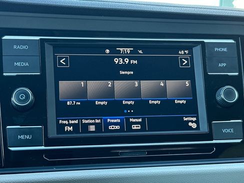 Used 2022 Volkswagen Jetta S image 18