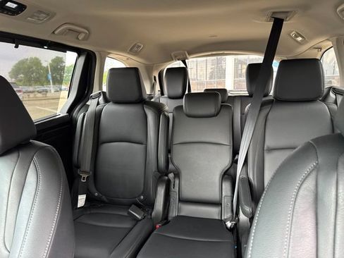 Used 2025 Honda Odyssey EX-L image 10