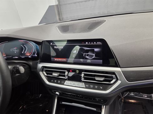 Used 2023 BMW 430i Gran Coupe w/ Premium Package image 16