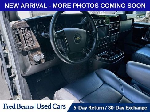 Used 2022 Chevrolet Express 2500 w/ Enhanced Convenience Package RWD image 11