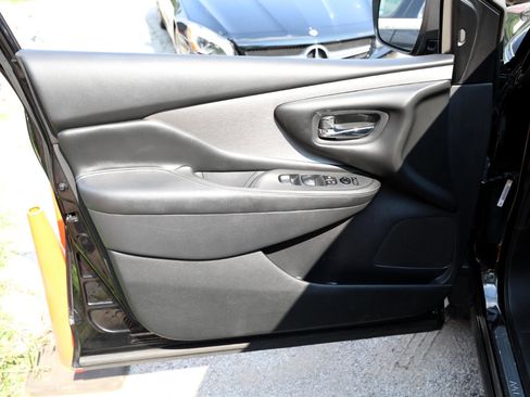 Used 2020 Nissan Murano S w/ Technology Package image 15