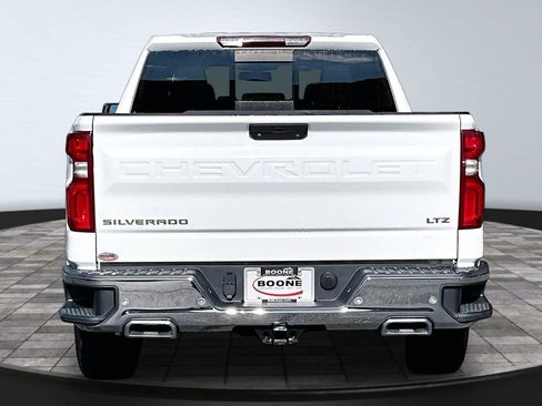 Used 2021 Chevrolet Silverado 1500 LTZ AWD/4WD image 4