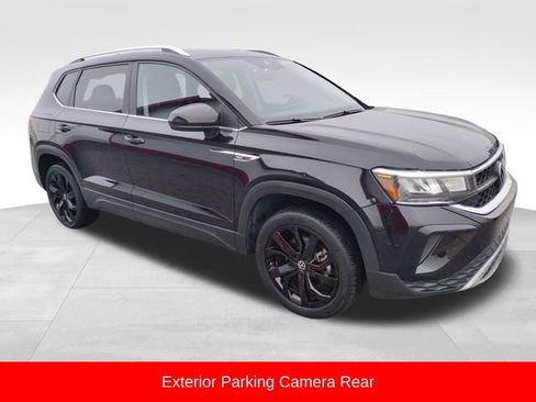 Used 2022 Volkswagen Taos SE image 8