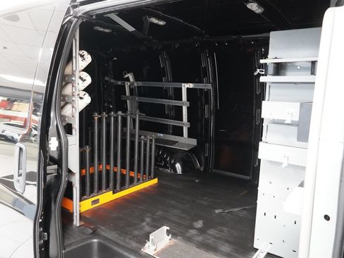 Used 2019 Chevrolet Express 2500 w/ Driver Convenience Package RWD image 11