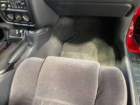 Used 1998 Pontiac Firebird Formula w/ Opt Pkg image 63