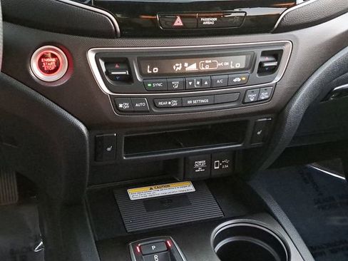 Certified 2023 Honda Passport TrailSport image 29