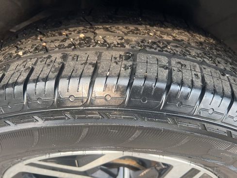 Used 2023 Kia Sportage LX image 40