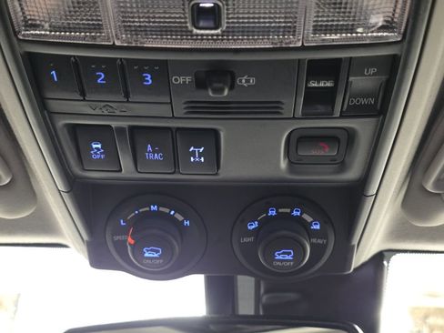 Used 2021 Toyota 4Runner TRD Off-Road Premium w/ Moonroof Package image 37