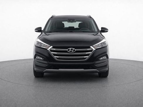 Used 2017 Hyundai Tucson Limited w/ Limited Ultimate Package 03 FWD image 5