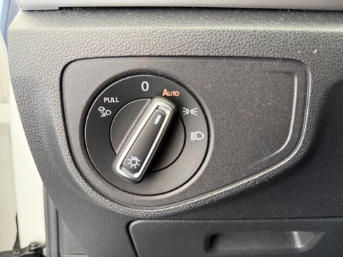 Used 2021 Volkswagen Atlas S FWD image 16