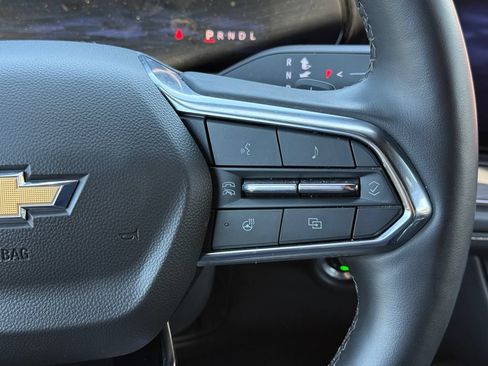 Used 2025 Chevrolet Tahoe Premier AWD/4WD image 31