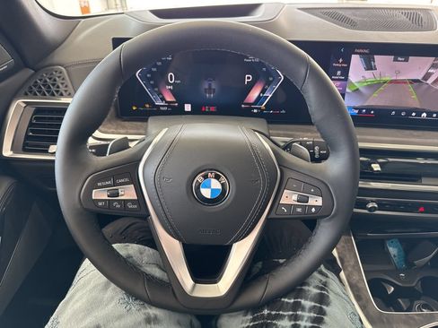 New 2026 BMW X5 xDrive40i w/ Climate Comfort Package AWD/4WD image 19