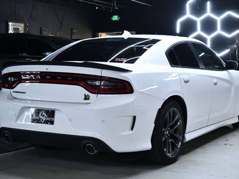 Used 2022 Dodge Charger Scat Pack RWD image 10