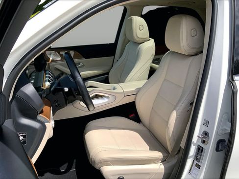 Used 2023 Mercedes-Benz GLE 350 4MATIC image 9