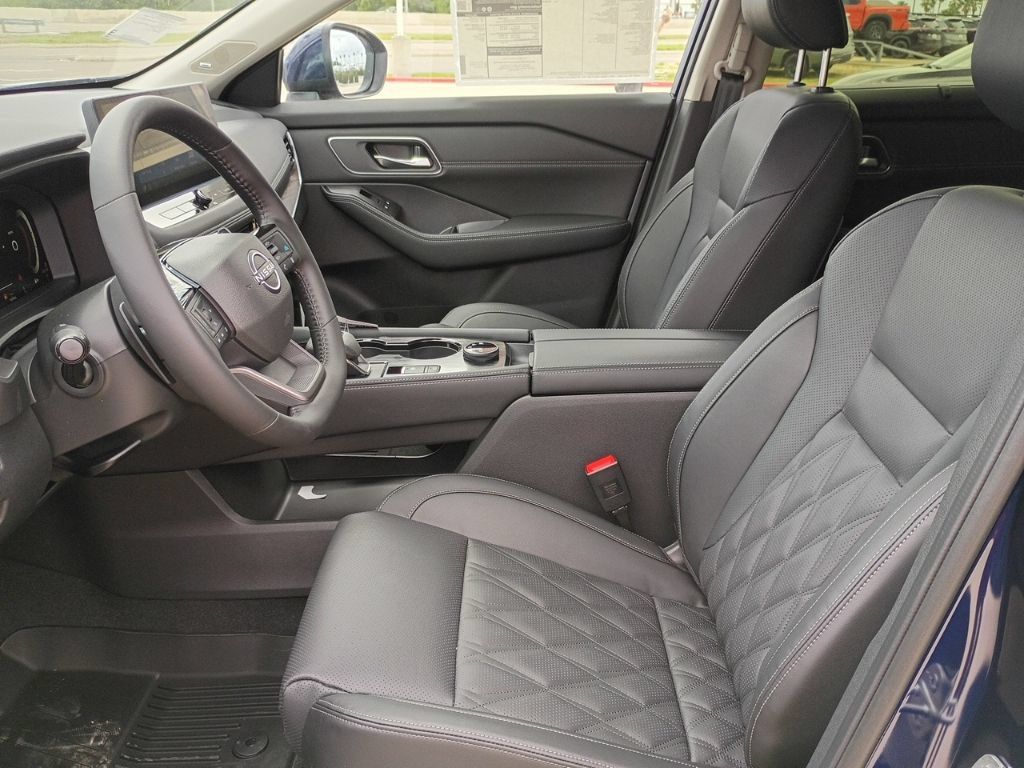 New 2026 Nissan Rogue Platinum w/ Platinum Premium Package AWD/4WD image 24