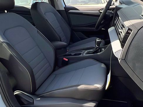 New 2026 Volkswagen Jetta SE image 10