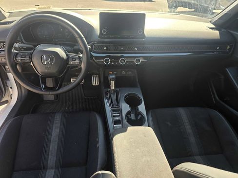 Used 2023 Honda Civic Sport image 18
