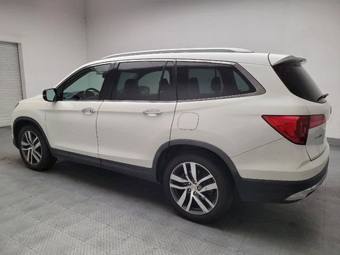 Used 2017 Honda Pilot Touring image 3