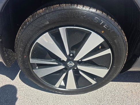 Used 2019 Nissan Altima 2.5 SV AWD/4WD image 19