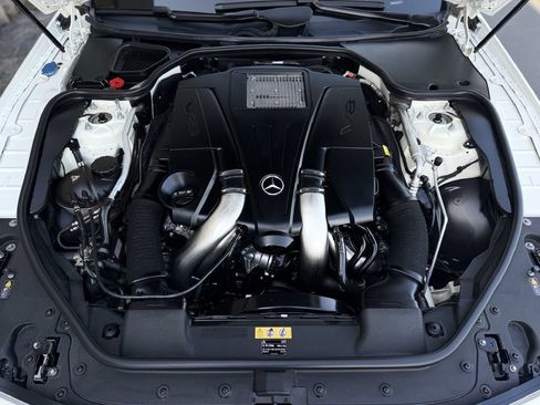 Used 2015 Mercedes-Benz SL 550 image 28