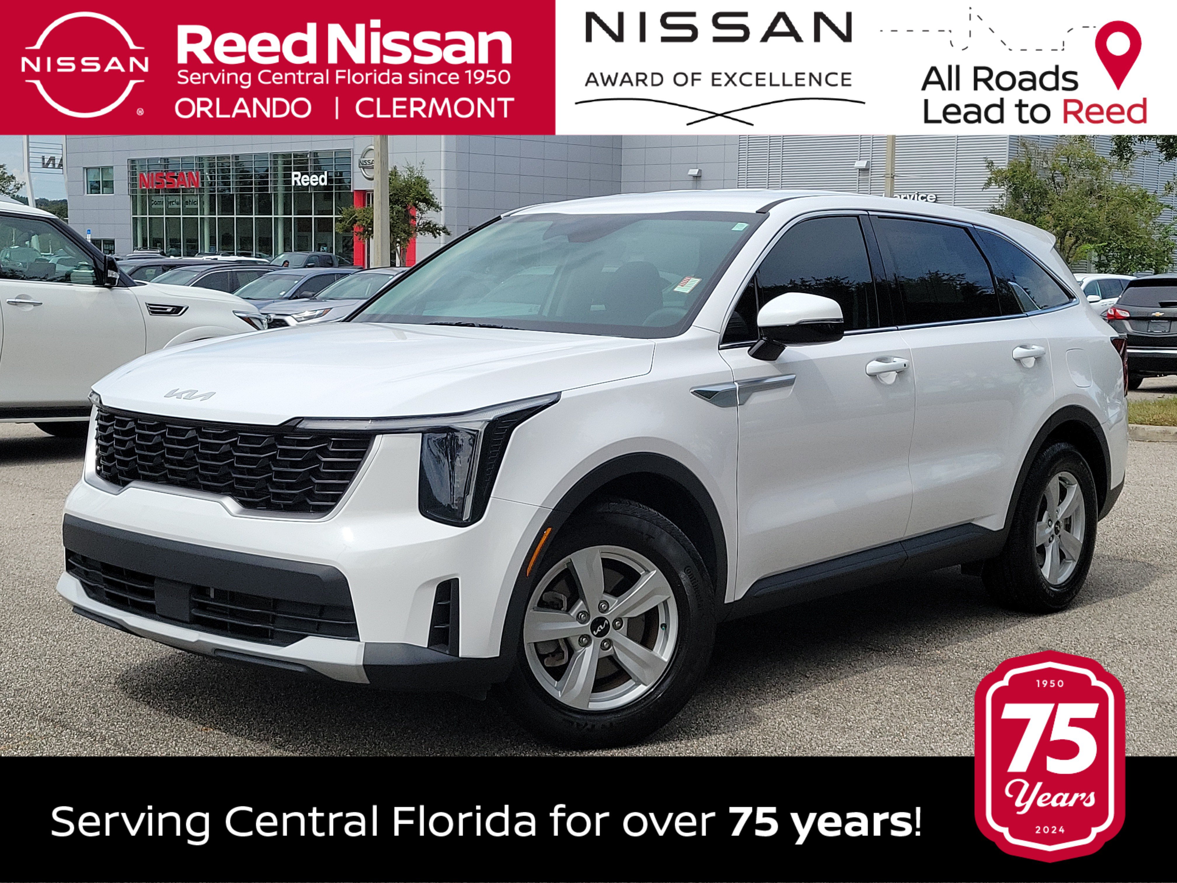 Used 2024 Kia Sorento LX FWD image 1