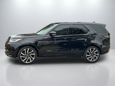 Used 2024 Land Rover Discovery Dynamic SE image 8