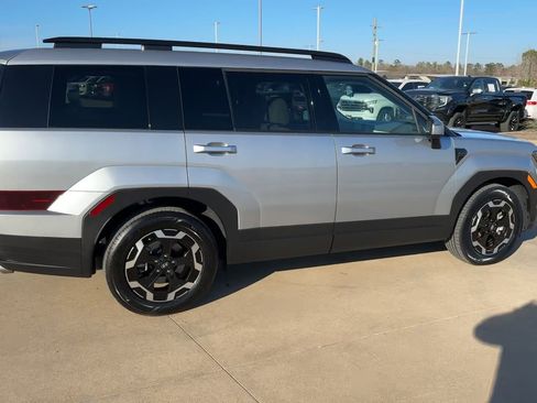 Used 2025 Hyundai Santa Fe SEL image 9