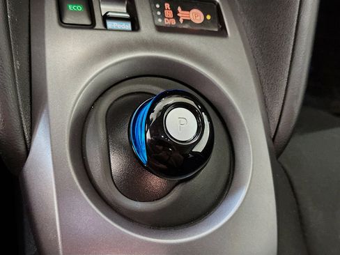 Used 2024 Nissan Leaf S image 24