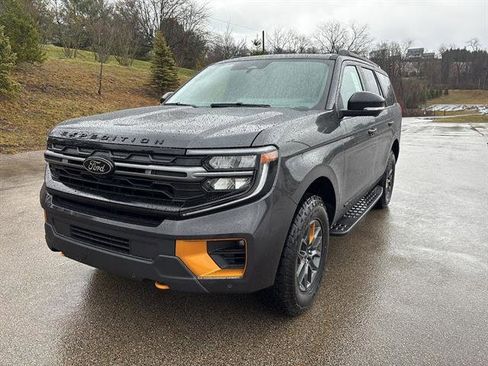 New 2026 Ford Expedition Tremor image 8