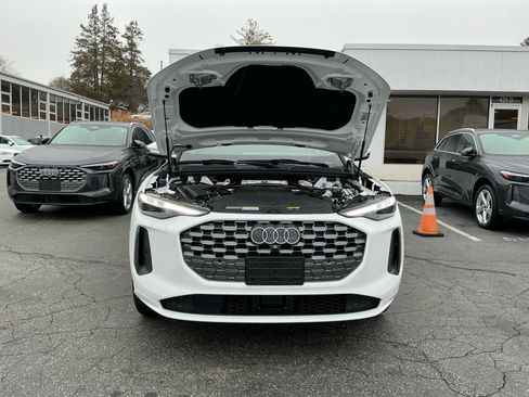 New 2025 Audi Q5 Premium Plus image 15