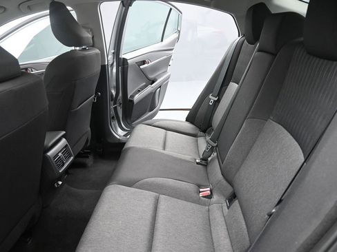 Used 2025 Toyota Camry LE image 14