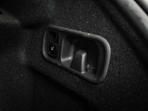 Used 2022 Mercedes-Benz C 300 4MATIC Sedan image 23