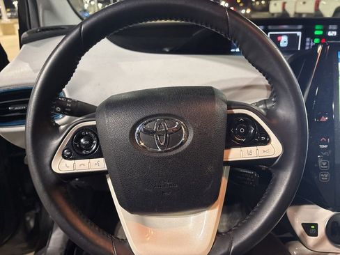 Used 2019 Toyota Prius Prime Premium image 15