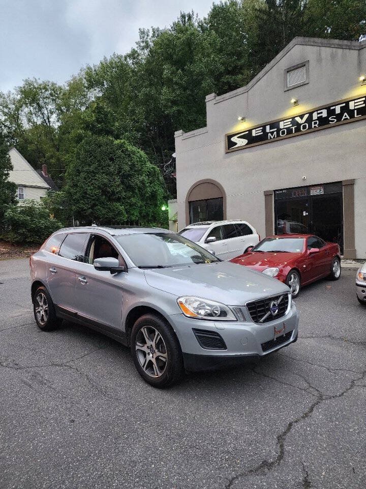 Used 2012 Volvo XC60 T6 AWD/4WD image 1