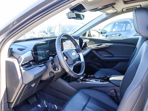 Used 2025 Audi Q6 e-tron Premium w/ Convenience Package image 21