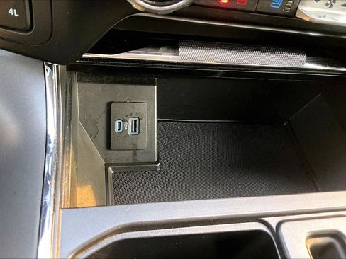 Used 2022 Ford F150 Lariat image 17