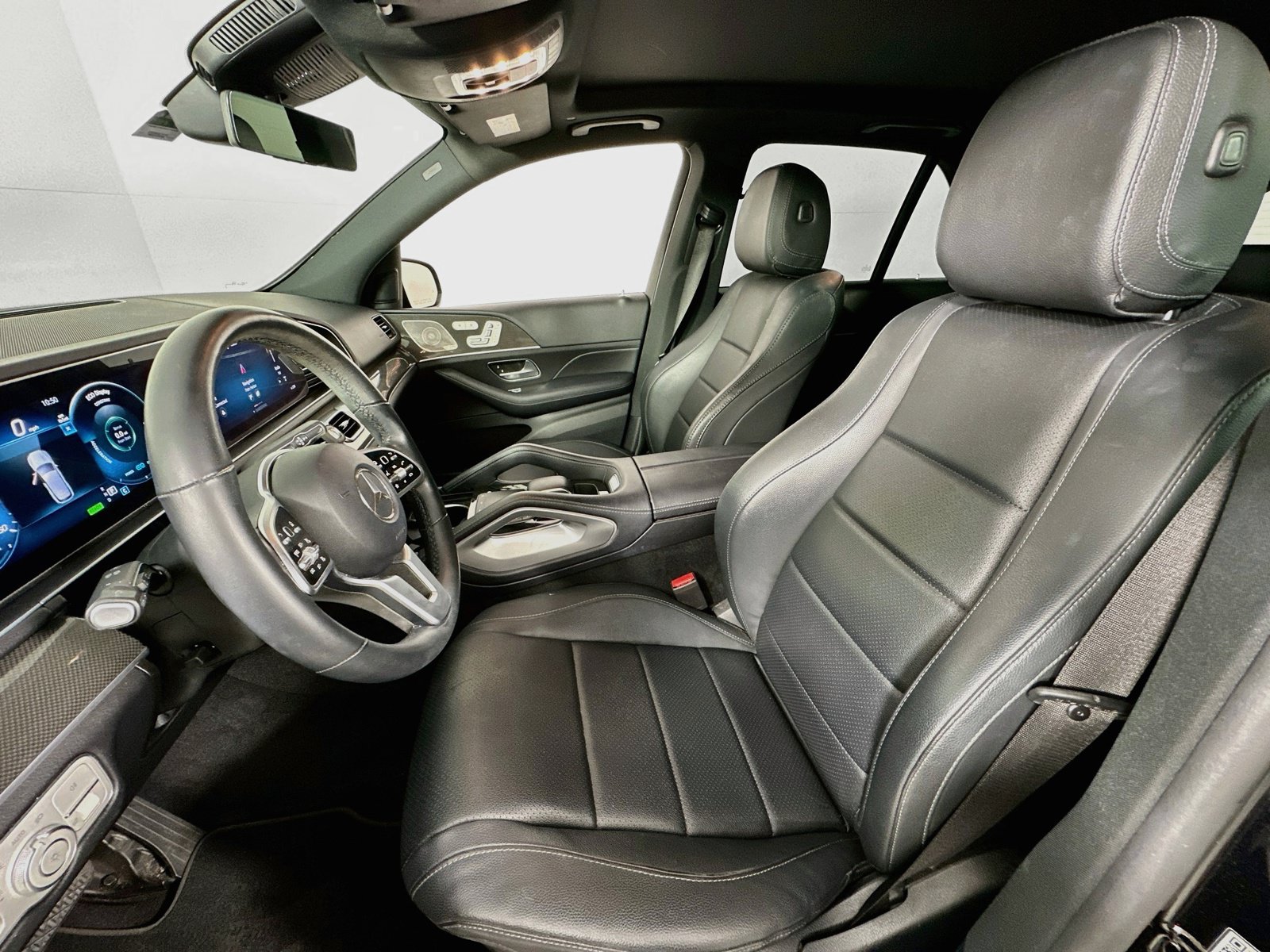 Used 2023 Mercedes-Benz GLE 450 4MATIC w/ AMG Line Exterior image 22